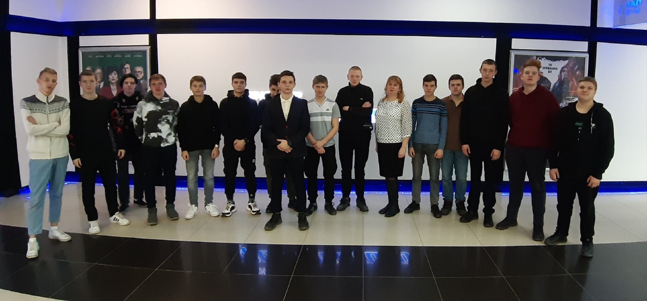 Студенты посмотрели фильм «Небо» в кинотеатре «Формула Кино»