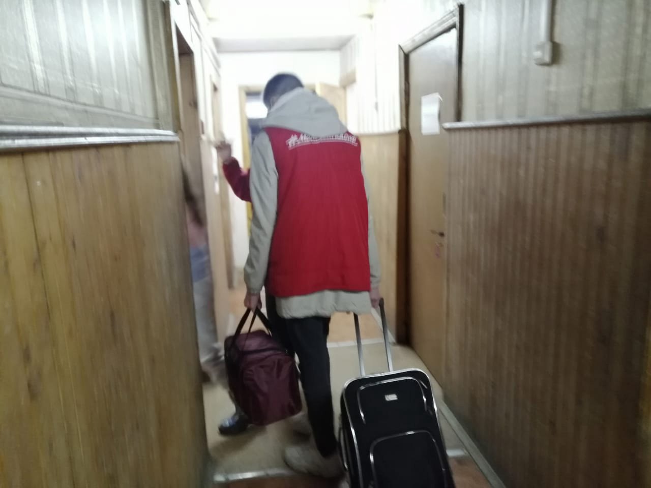 Наши студенты поддержали эвакуированных жителей ДНР и ЛНР