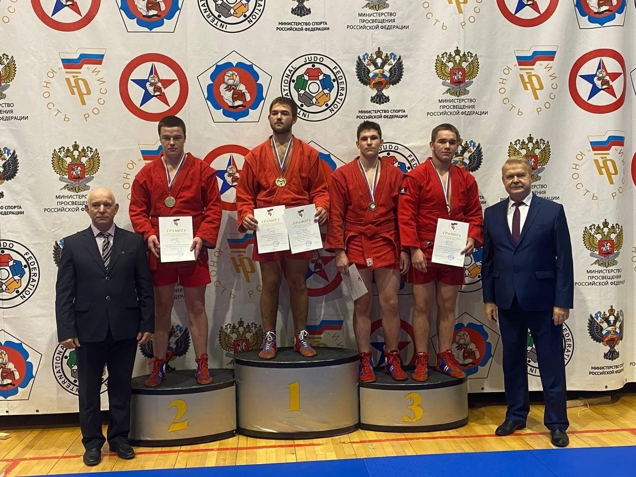 Достойный результат