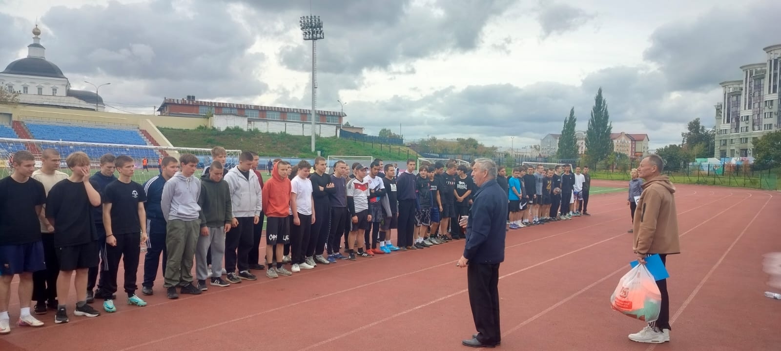 Первенство по футболу
