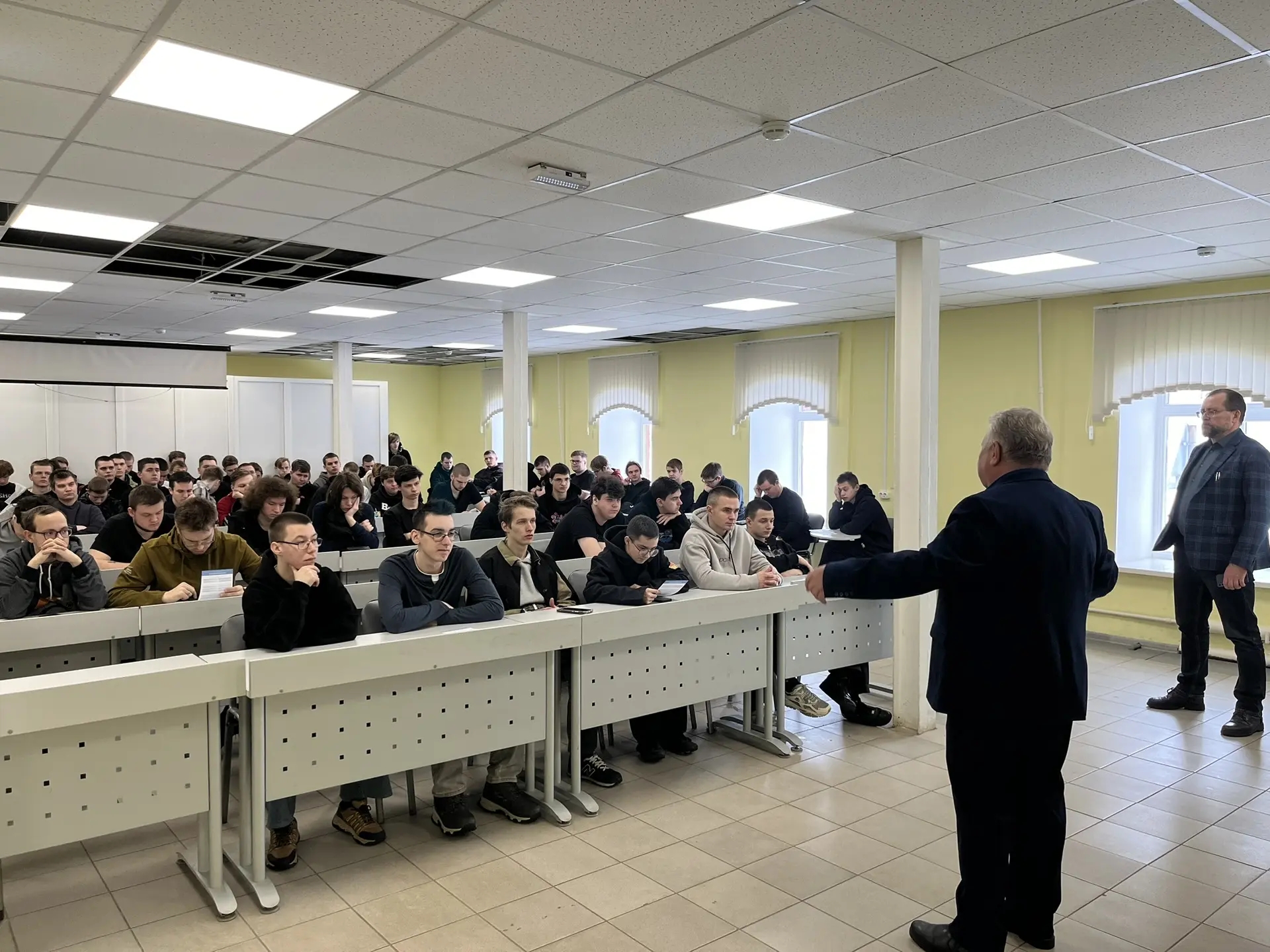 Студенты техникума познакомились с возможностями Политеха